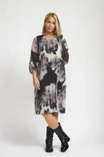 Hovedbilde Dieppe Kjole Black Sky